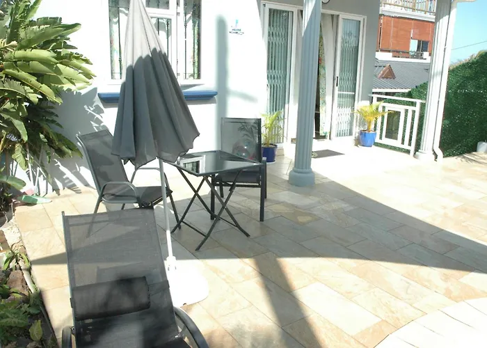 Captains Quarters Poolside Villa