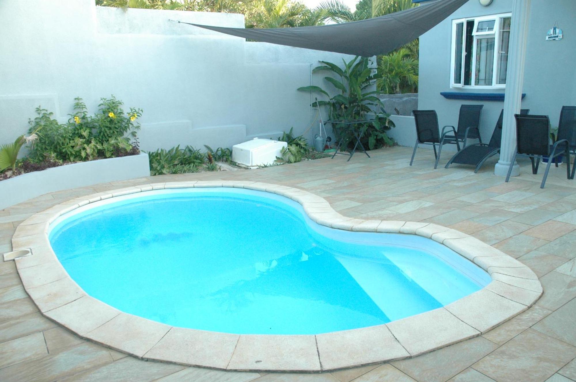 Captains Quarters Poolside *
