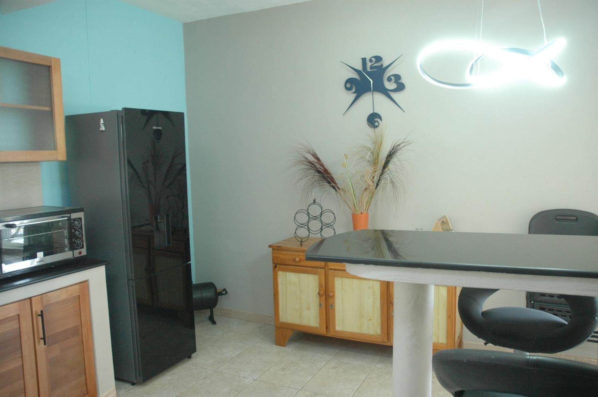 Captains Quarters Poolside Apartment Flic en Flac